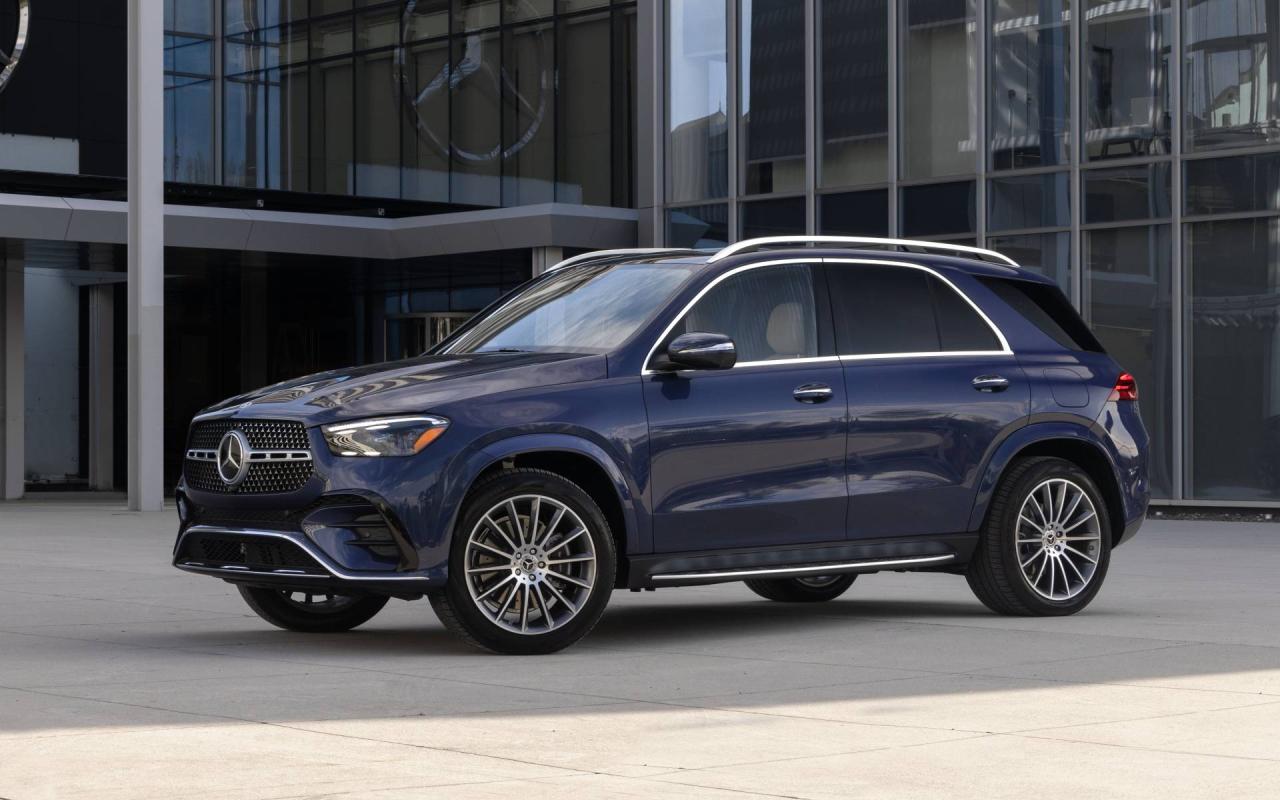 New Supercars 2025 - Aurea Suellen