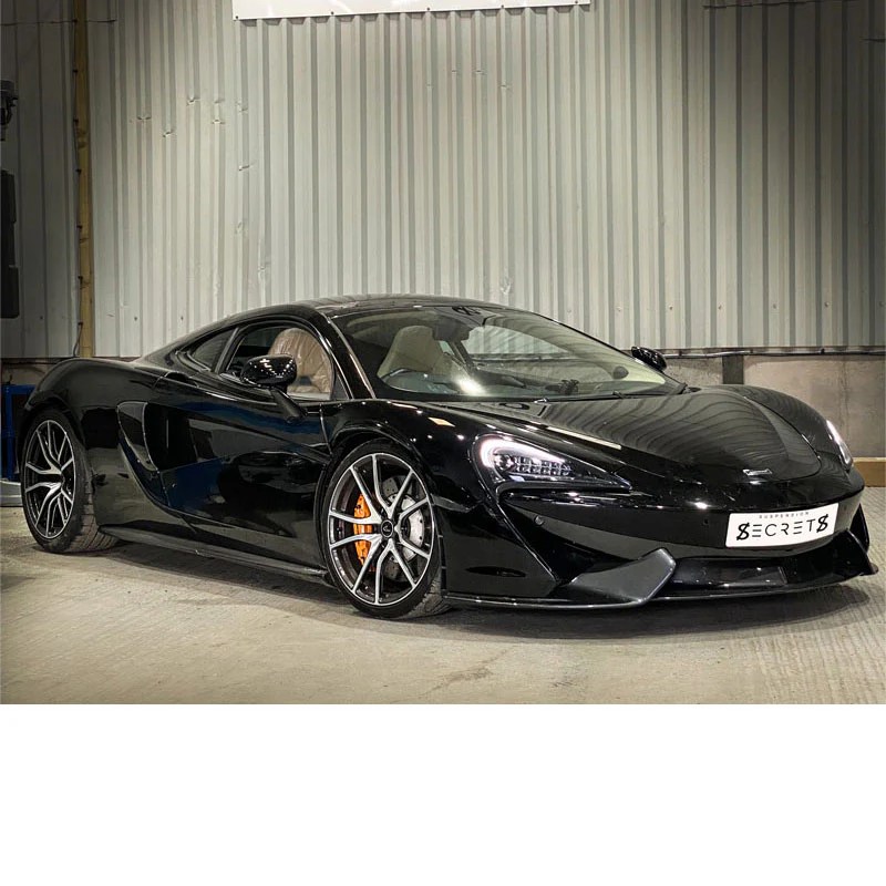 Exploring the Advanced Suspension Systems in Supercars